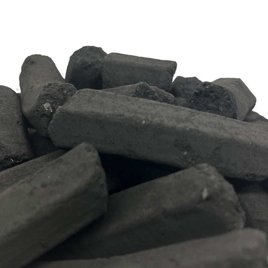 Natürliche Zeichenkohle für Kunstwerke aus Pflanzenfarben