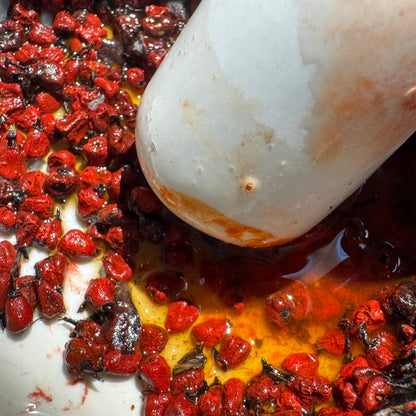 Annatto ganze Samen – natürlicher Pflanzenfarbstoff von sevengardens