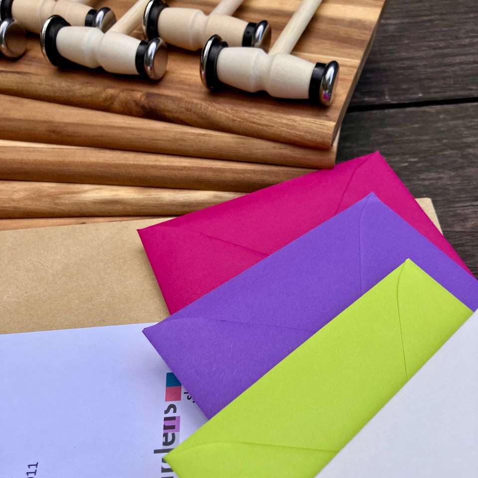 Hammered Leaves Bundle mit 5 Hämmerchen und Brettchen