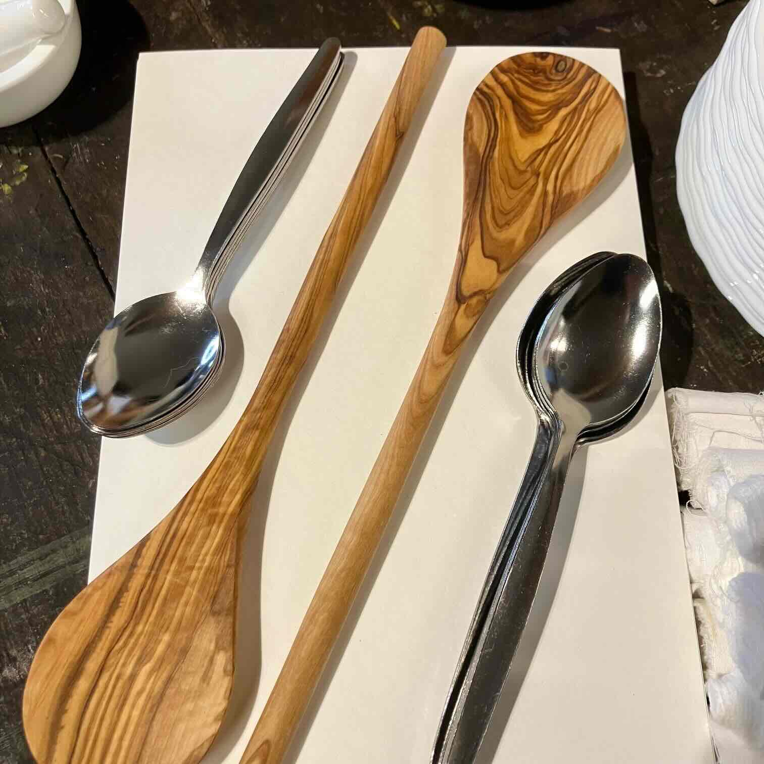 Ausstattung Färberkoffer für pädagogische Programme Löffel & Papiere