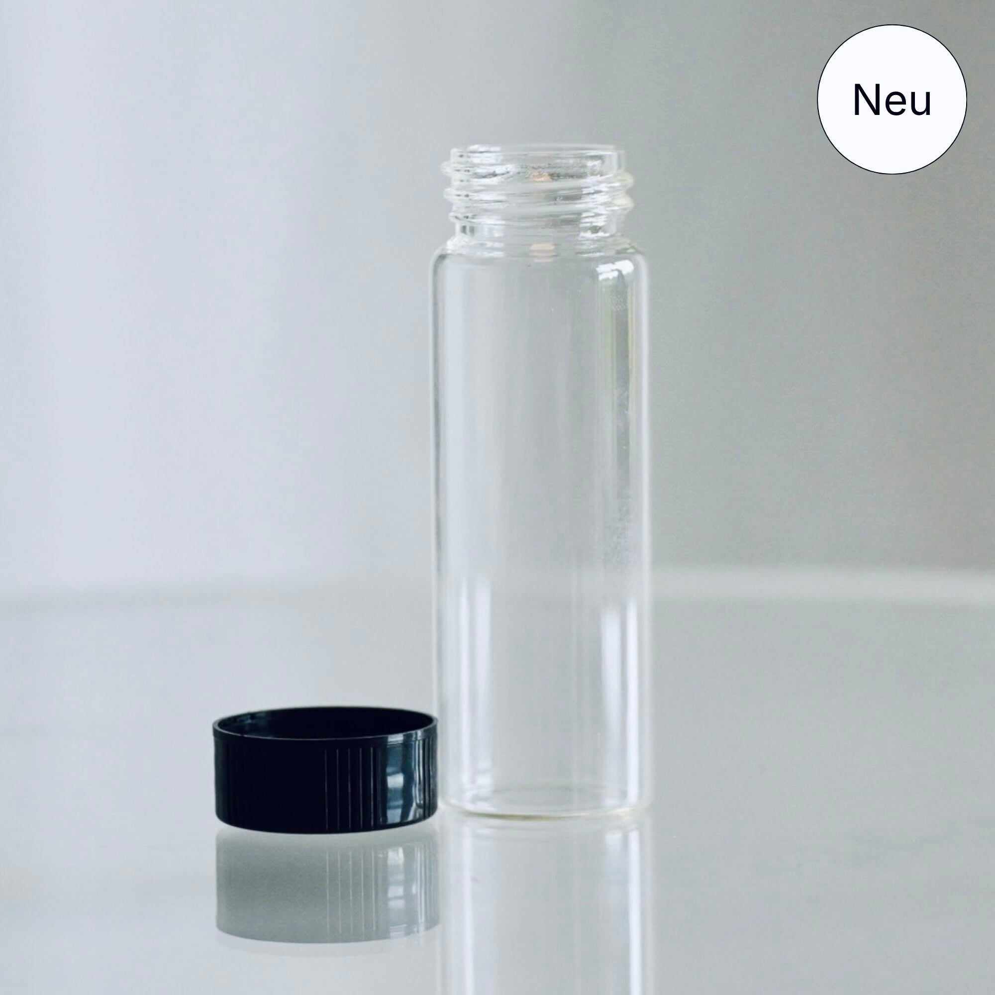 Transparentes Glasfläschchen mit Schraubdeckel für Pflanzenfarben