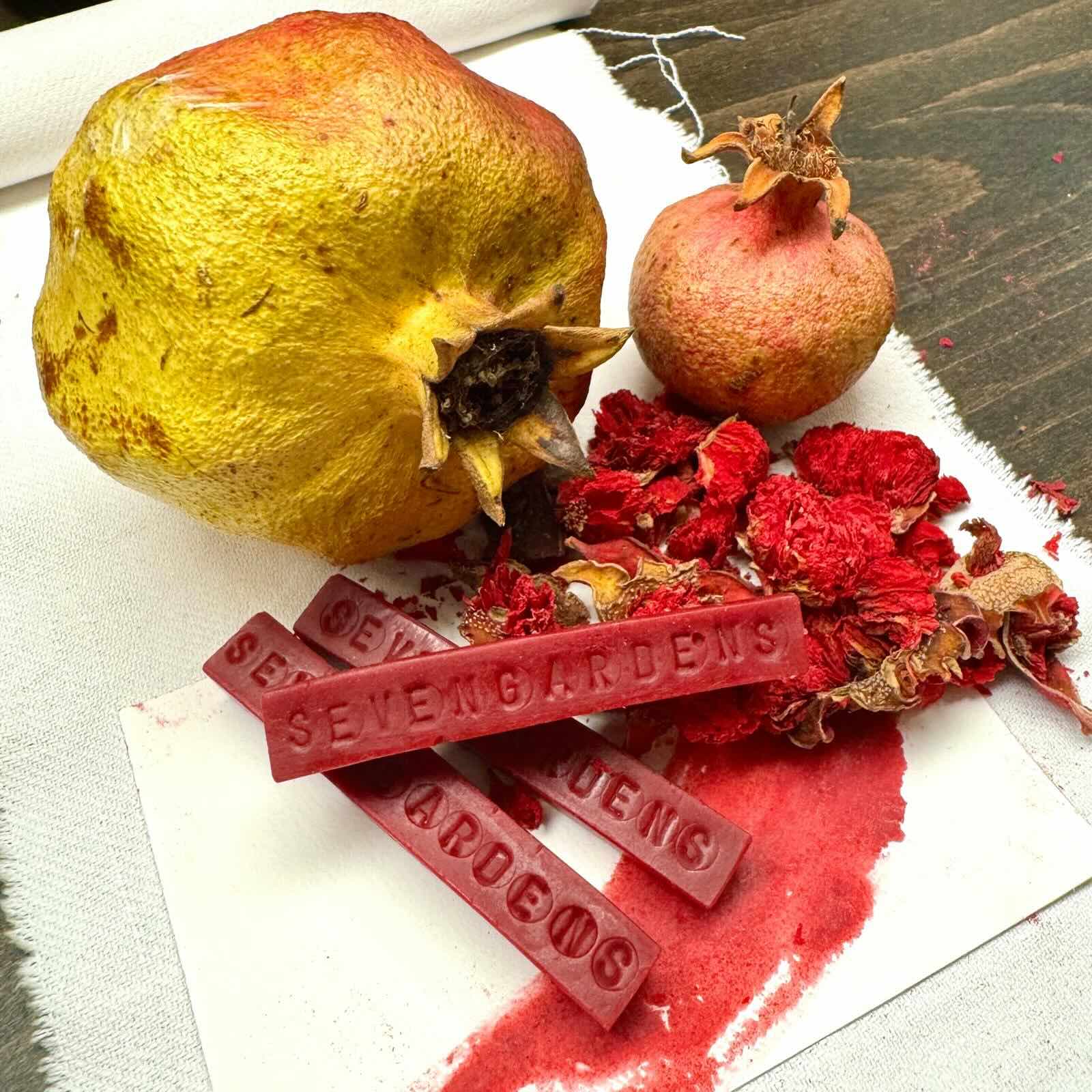 Ölpastellkreiden aus Granatapfelblüten