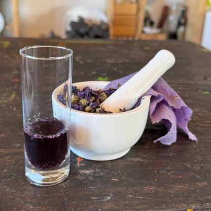 Malve blau kalt gemörsert