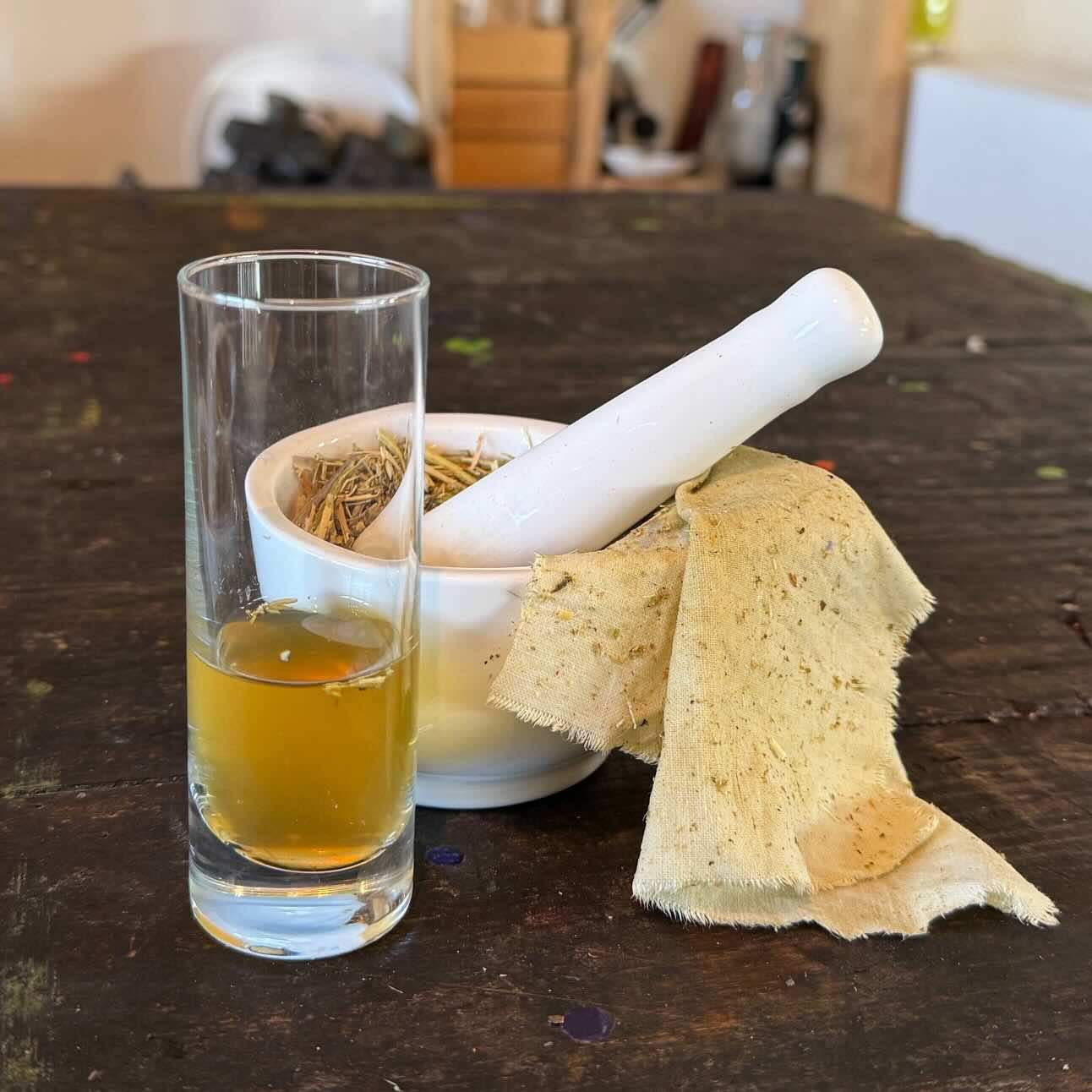 Resede (Färberwau) kalt gemörsert